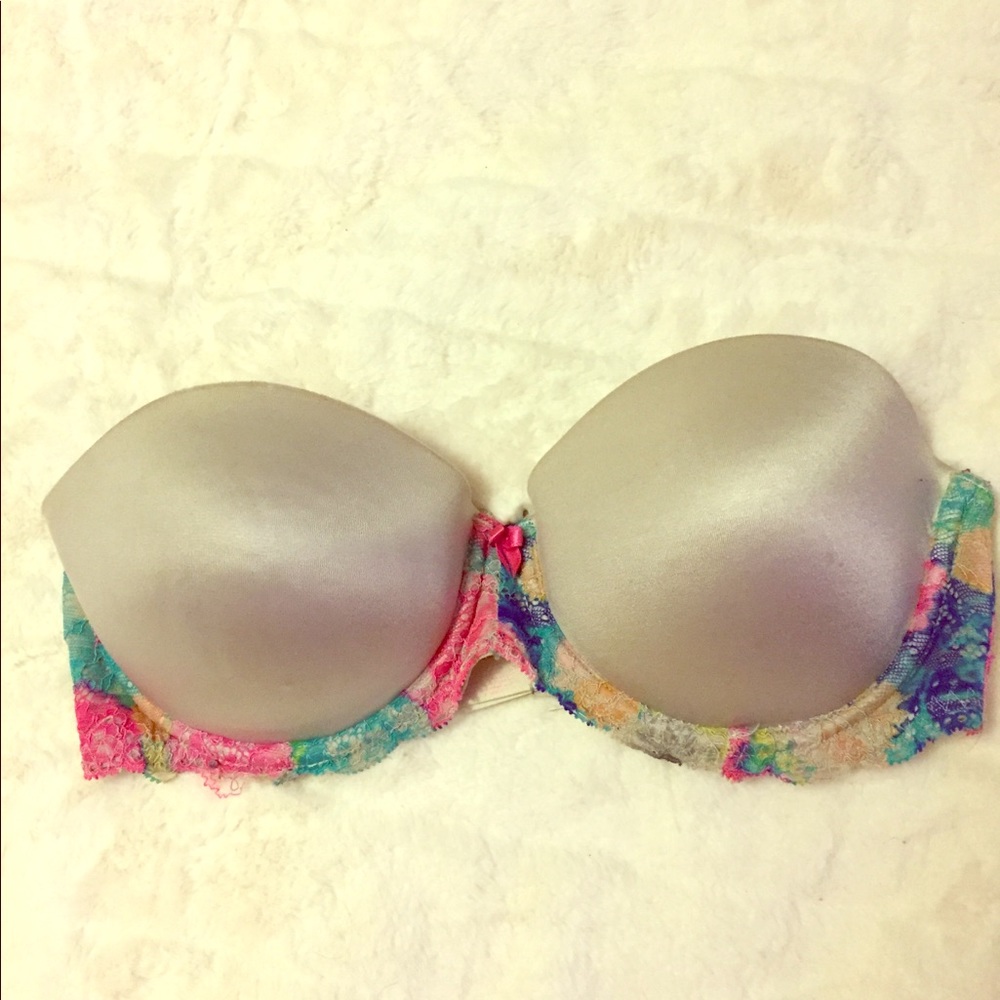Victoria’s Secret Pink Bra